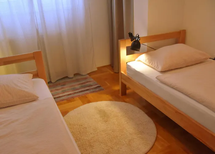 Sunshine Apartment *